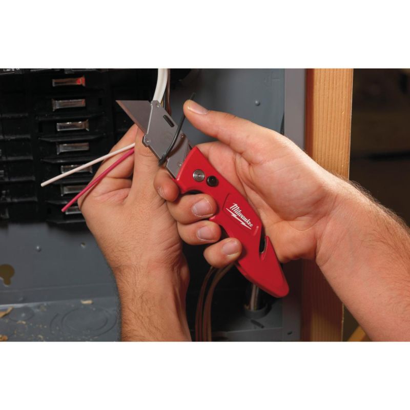 Milwaukee Fastback Universal Klappmesser