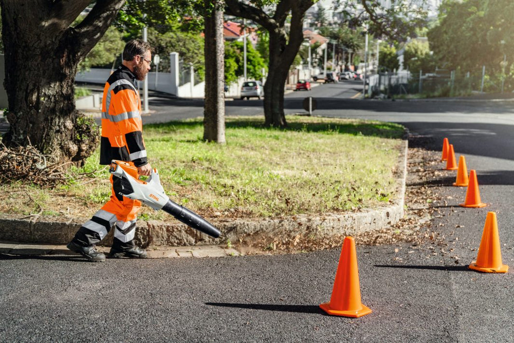 STIHL Akkulaubbläser BGA 86